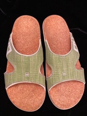 Spenco Women’s Kholo Orthotic Slide Sandals Green Sz 9